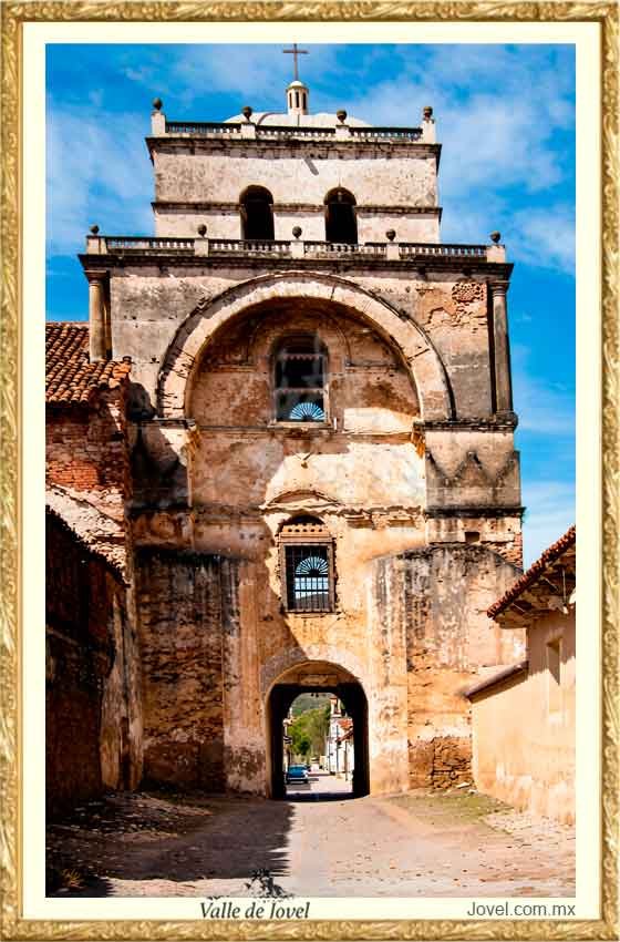 Entrada a Jovel Arco del Carmen.4
